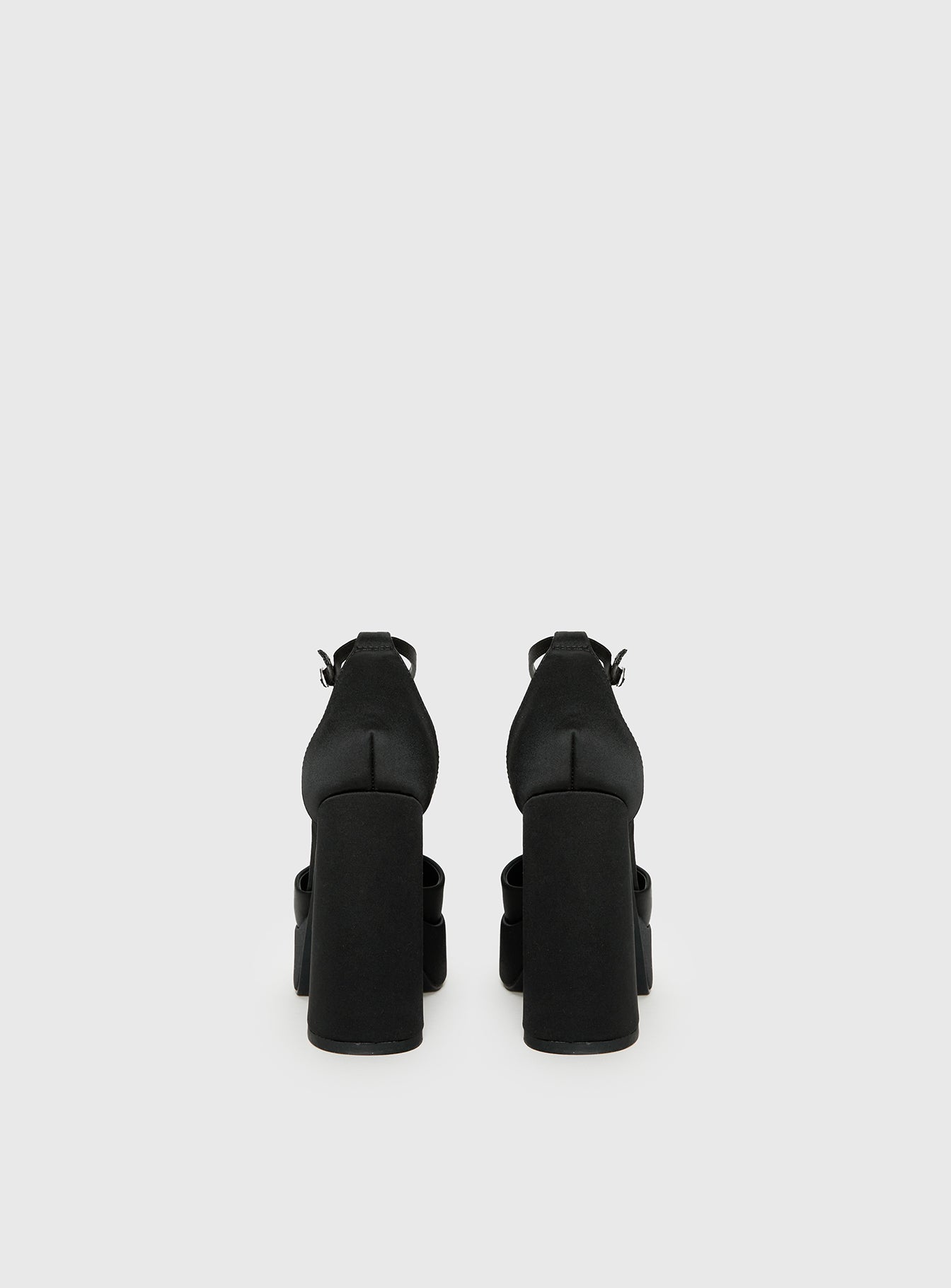 Vogel Platform Heels Black